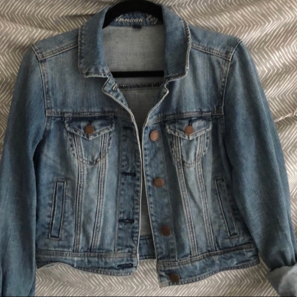 STILL AVAILABLE: AE distressed denim jacket